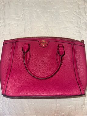 Nine West Pink Leather Purse. NWOT